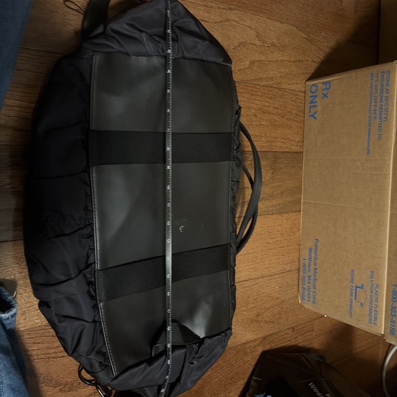 Lululemon Black Nylon Duffle Bag Gym Travel Carryon Logo - Picture 12 of 13